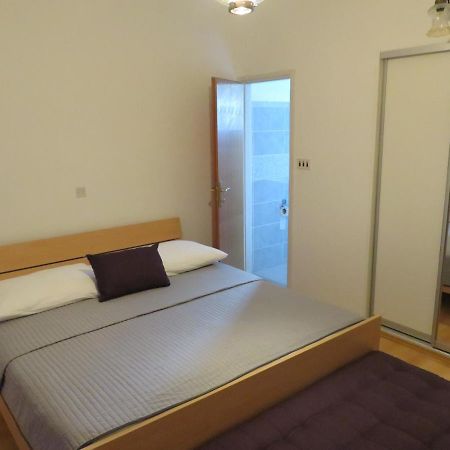 Apartmani Mm Starigrad Paklenica Exteriér fotografie